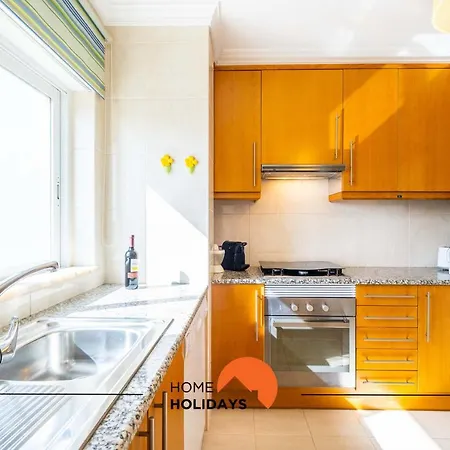 #115 Bernardo Flat By Holidays *